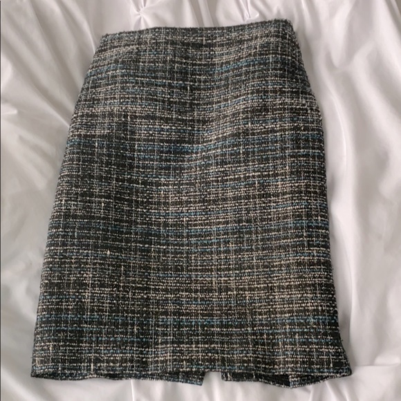 Ann Taylor tweed skirt - Picture 3 of 8